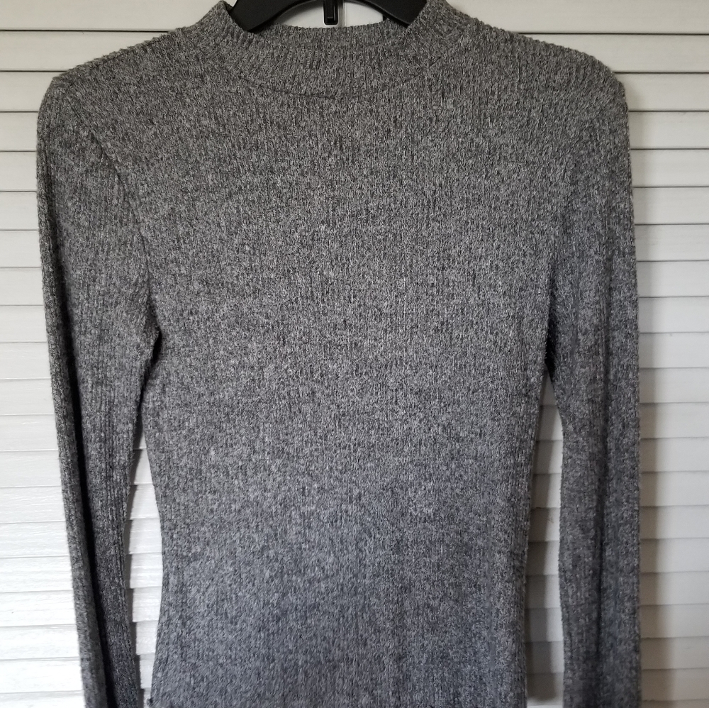 Long sleeve sweater